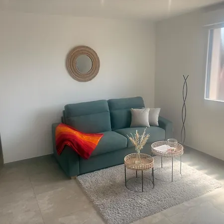 Chez Sana